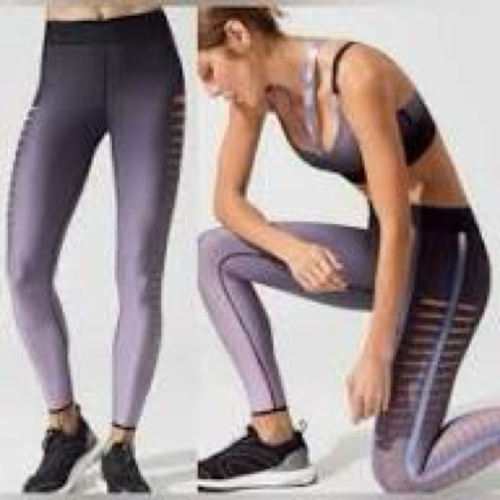 Ultracor grey ripped leggings sz s